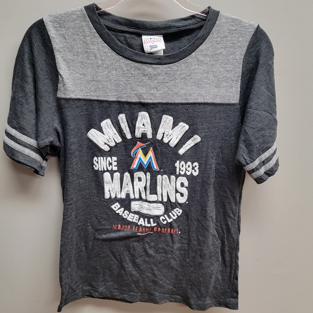 MLB Official Merchandise Miami Marlins Baseball Tshirt Women's Size Medium